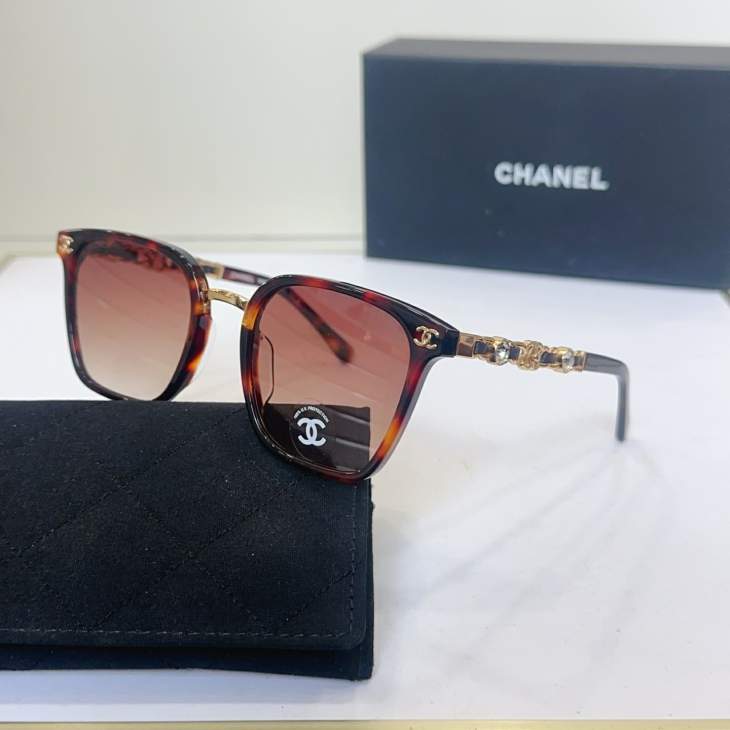 Picture of Chanel Sunglasses _SKUfw76770627fw